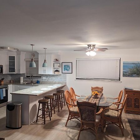 La Boca Beach House Englewood Bagian luar foto